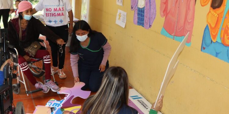 Desarrollan Feria de la Prevención con estudiantes en San Marcos