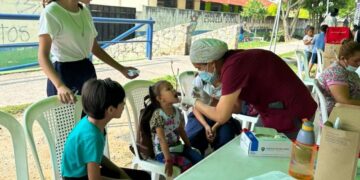 Dr. Móvil atiende a pacientes de todas las edades.