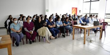 Capacitan a personal médico de Chimaltenango