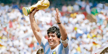 Se cumplen 37 años de cuando Maradona tocó la gloria