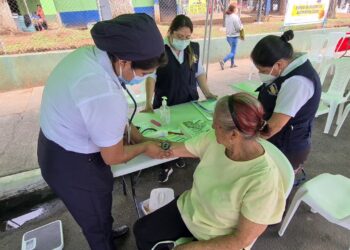 Doctor Móvil en el Barrio benefició a guatemaltecos de diferentes zonas de la ciudad capital.