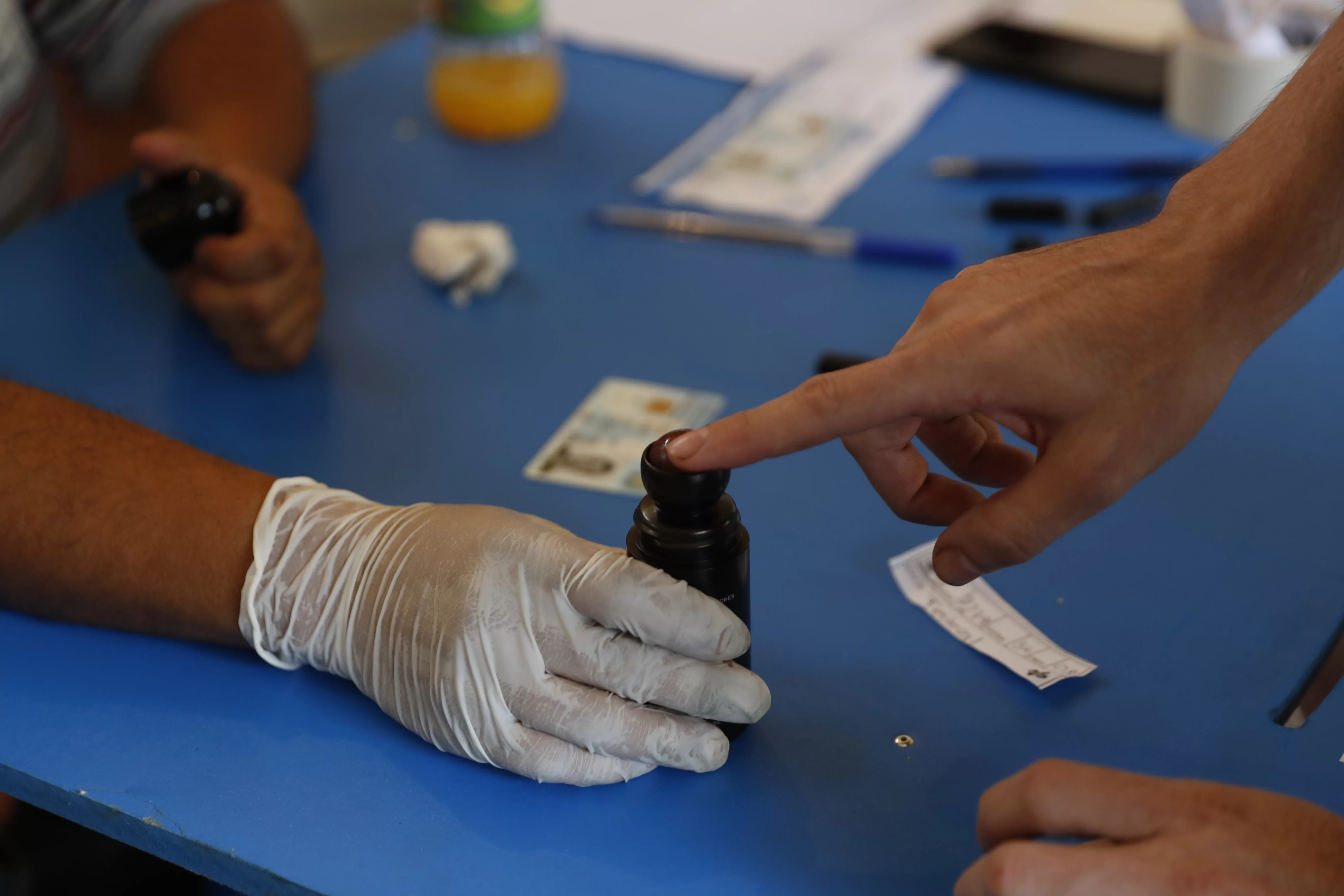 Informan sobre centros de votación en el extranjero. /Foto: DCA