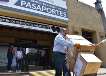 Guatemala ha enviado más de 100 mil cartillas para emisión de pasaporte