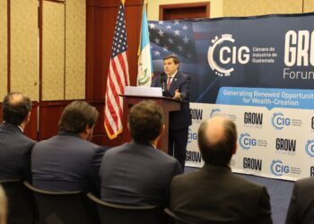 La Cámara de Industria de Guatemala, senadores y congresistas estadounidenses reunidos en el GROW Fórum 2023