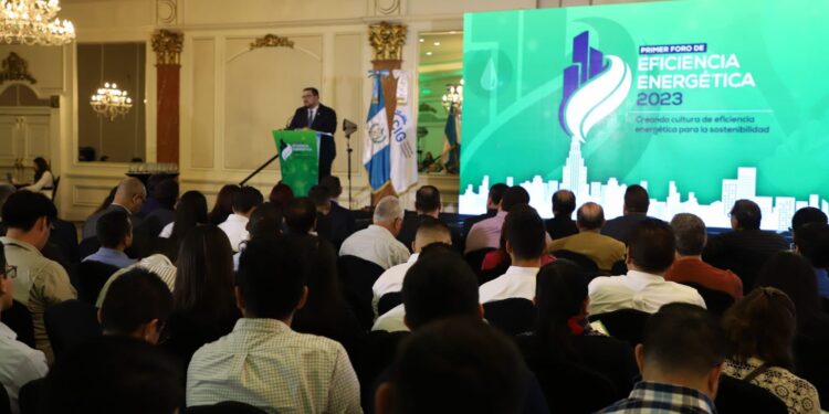 La Política Nacional de Eficiencia Energética 2023 -2050 formulada por el ministerio de Energía y Minas (MEM).