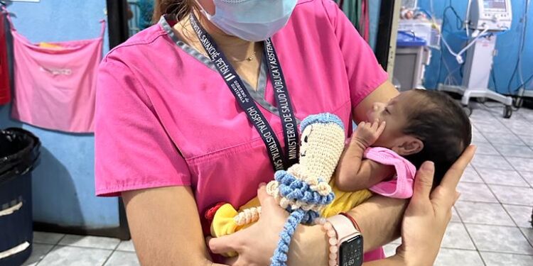 Niños con desnutrición aguda severa se recuperan en el Hospital de Sayaxché