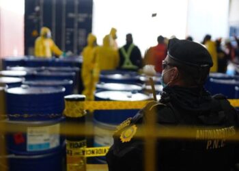 Químicos para elaboración de droga. incautados en Guatemala.