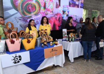 Sello Blanco a Emprendedores Guatemaltecos