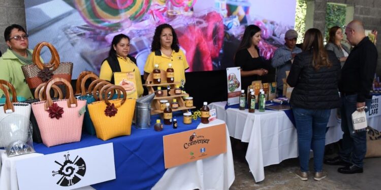 Sello Blanco a Emprendedores Guatemaltecos