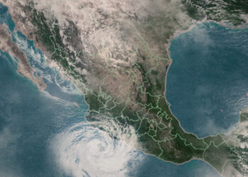 El ciclón Adrian se intensifica a huracán en el Pacífico de México