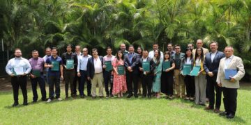 Más de 40 agrónomos fueron certificados.