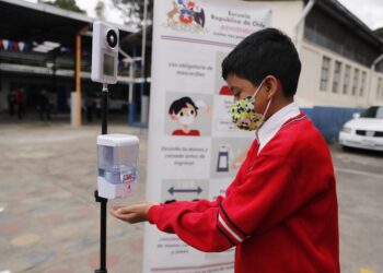 Más de 3 millones agregados al seguro médico escolar. /Foto: DCA