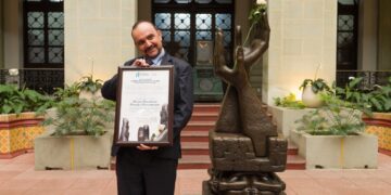 Otorgan cambio de la Rosa de la Paz a Héctor Humberto Paredes