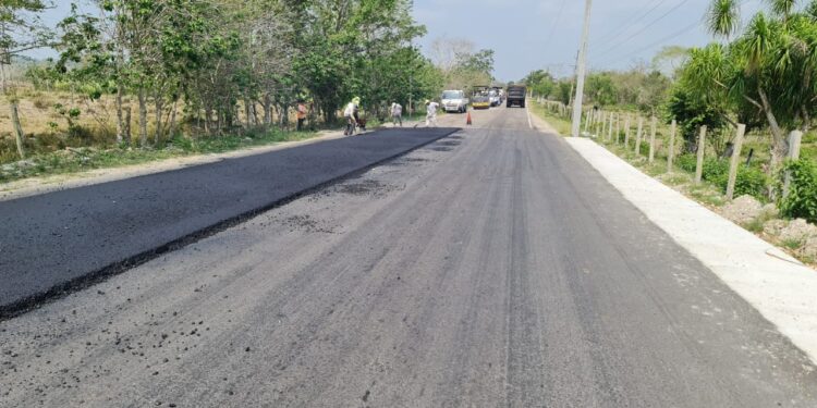 Los trabajos en carreteras mejoran la transitabilidad de los guatemaltecos.