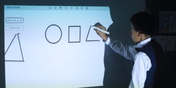 Buscan formar sobre contenidos multimedia en la educación. /Foto: Mineduc