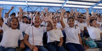 Autoridades resaltan baja en la deserción escolar. /Foto: Dickéns Zamora