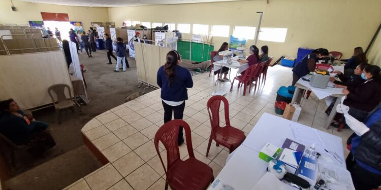 Desarrollan jornadas integrales de salud en Santa Lucía Utatlán