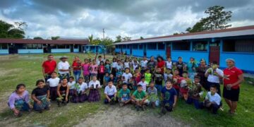Promueven la protección de fuentes hídricas y recursos naturales en Petén