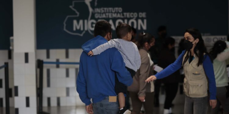 Migración ha atendido a más de 32 mil connacionales retornados