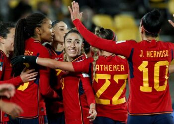 España golea a Costa Rica en el inicio del Mundial Femenino