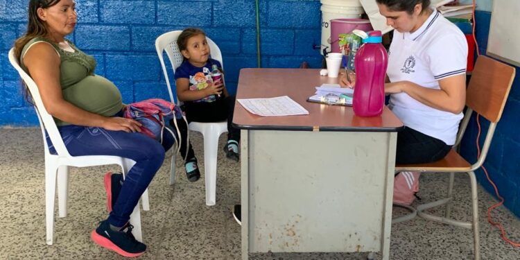 Jutiapanecos beneficiados con jornadas de atención integral de salud y nutrición