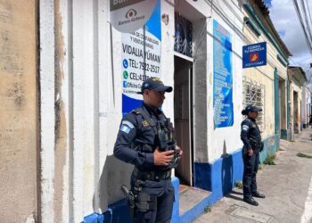 En Jalapa mantienen operativos por pago del bono 14