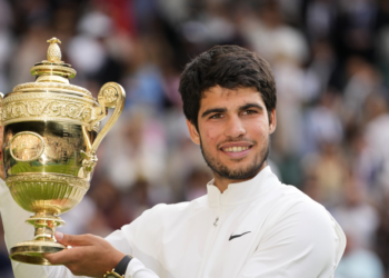 Carlos Alcaraz hace historia y es el nuevo campeón de Wimbledon