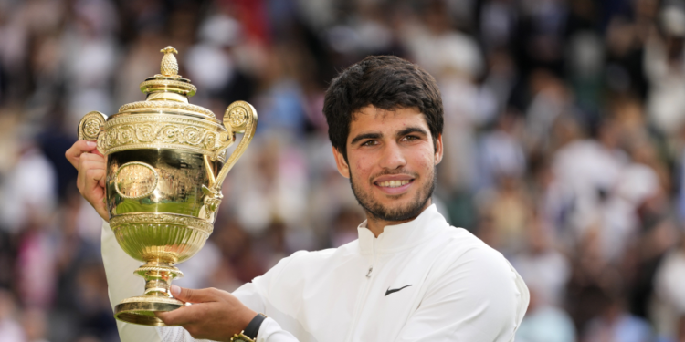Carlos Alcaraz hace historia y es el nuevo campeón de Wimbledon