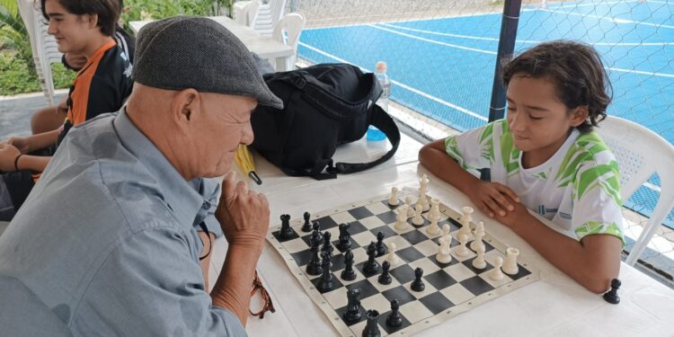 El MCD promueve el ajedrez en Guatemala