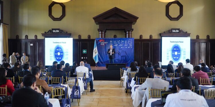 Ministro de Gobernación participo en el Congreso de Seguridad