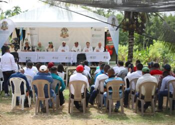 IGSS realiza jornada de seguridad social en Sayaxché, Petén