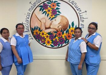 Desvelan mural en nuevo espacio amigable de la lactancia materna del HRO