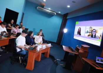 Realizan cuarta jornada de formación docente sobre contenido multimedia