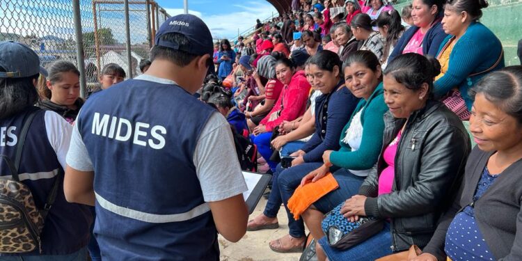 Más de 800 familias beneficiadas a través de Bono Social en Jalapa