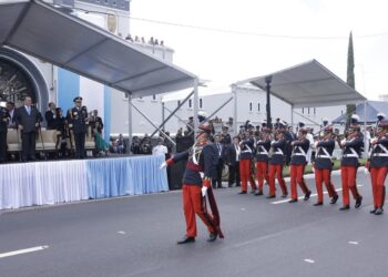 Programa En Consulta con el Dr. Giammattei conmemora el Día del Ejército