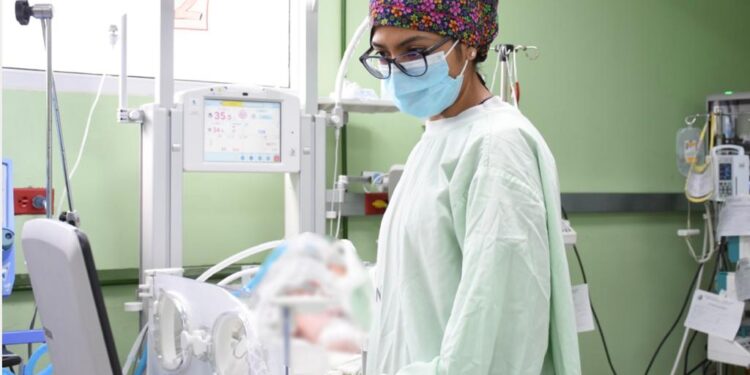 Equipo portátil de ecocardiografía beneficiará a pacientes de Hospital Departamental de Totonicapán