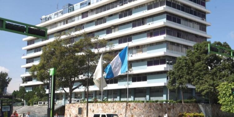 Aumentó el número de afiliados en el IGSS. / Foto: Mineco.