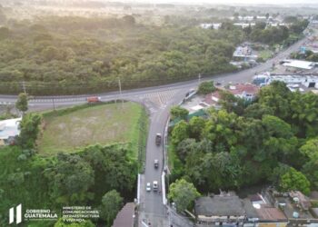 Firma de convenios viabiliza ejecución de obras en Suchitepéquez