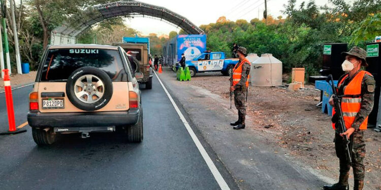 Coincon ha incautado más de 4 millones de quetzales en operativos interinstitucionales contra el contrabando. / Foto: SAT.