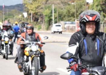 Tránsito de la PNC hace un llamado a los motoristas en su día.