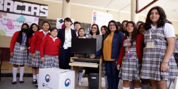 Alumnas serán beneficiadas con las computadoras. / Foto: Dickéns Zamora.