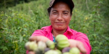Maritza Morales es pilar de la economía de su familia