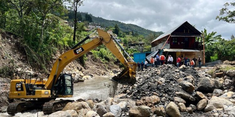 Supervisan entrega de ayuda humanitaria en Santa Cruz Barillas, Huehuetenango