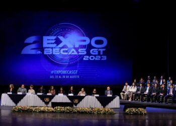 Inicia la Segunda Expo Becas 2023 en el país