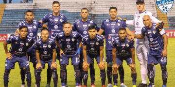 Cobán Imperial arranca con victoria en su debut en la Copa Centroamericana