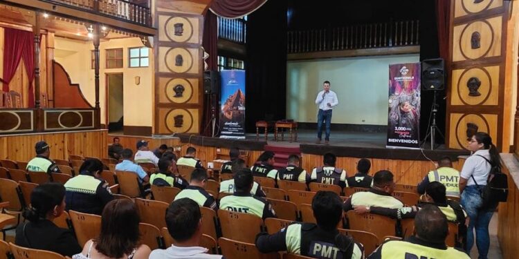 Trabajan para mejorar la experiencia de los turistas en Huehuetenango