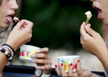 Los azúcares añadidos tienen efectos adversos en la salud. / Foto: EFE.