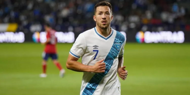 Aarón Herrera será baja para Guatemala en la Liga de Naciones