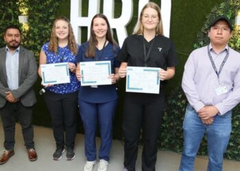 Reconocen a estudiantes de Dinamarca por su apoyo al HRO