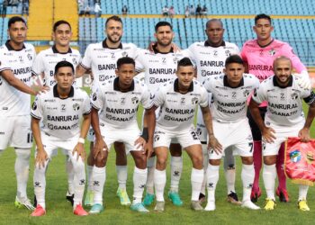 Comunicaciones aplasta al Real España en la Copa Centroamericana